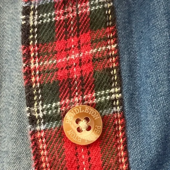 Vintage Pendleton 100% cotton plaid button down - Picture 4 of 7